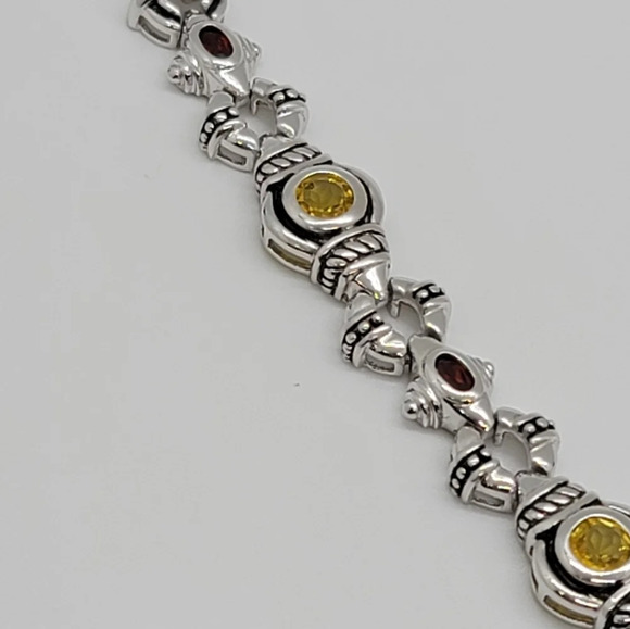 NWOT Sterling Silver vintage ornately designed bracelet - Picture 3 of 4